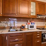 Jad - Isaran & Maurer Apartment *