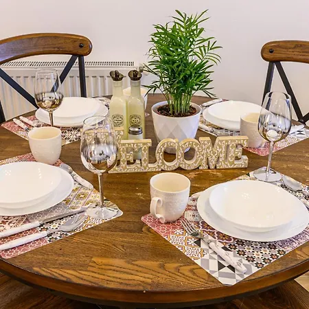 Jad Comfortable 아파트 *