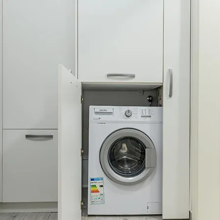 Jad - Isaran & Maurer Apartment