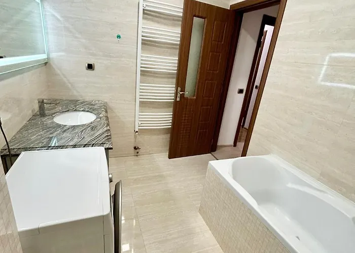 Jad - Isaran & Maurer Apartment Brașov