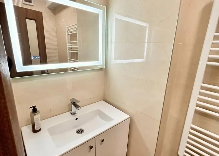 Jad - Isaran & Maurer *